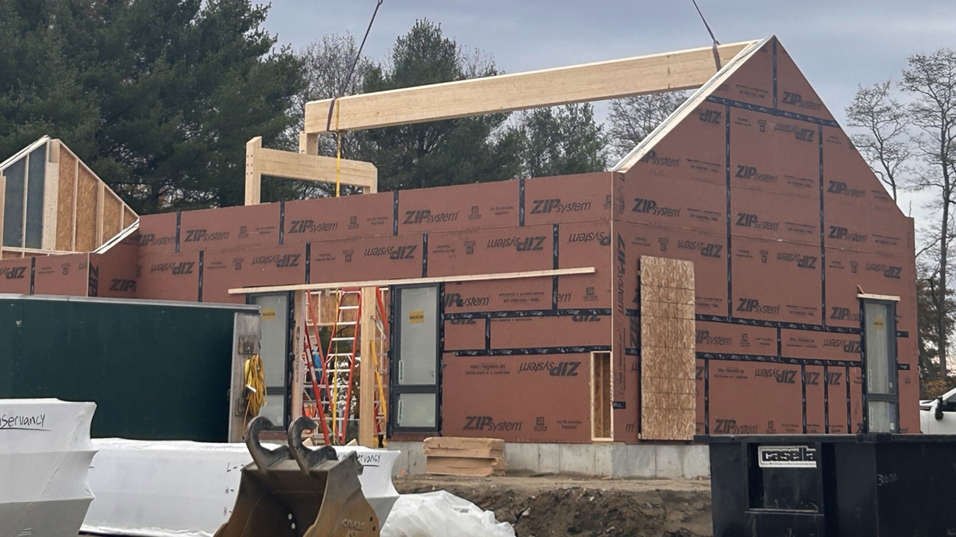 The building under construction