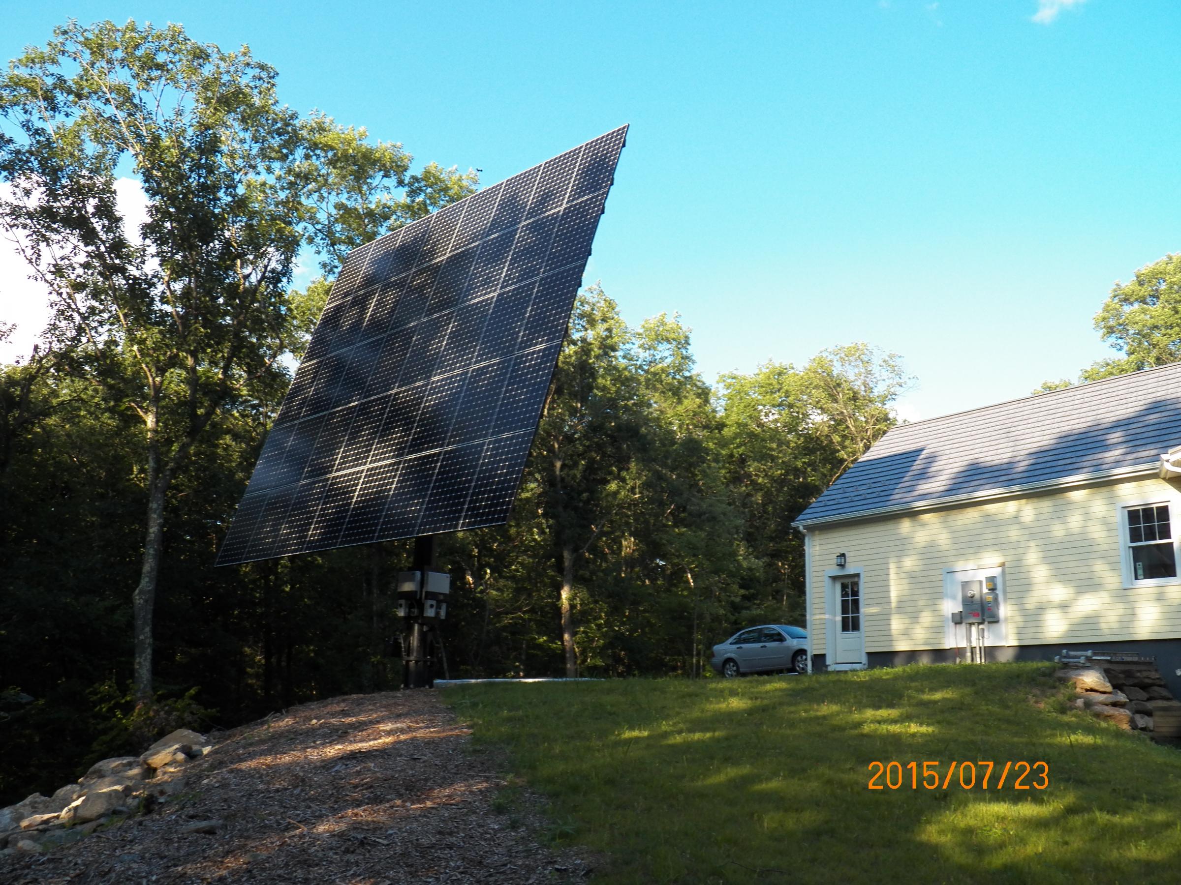 Solar tracking PV array